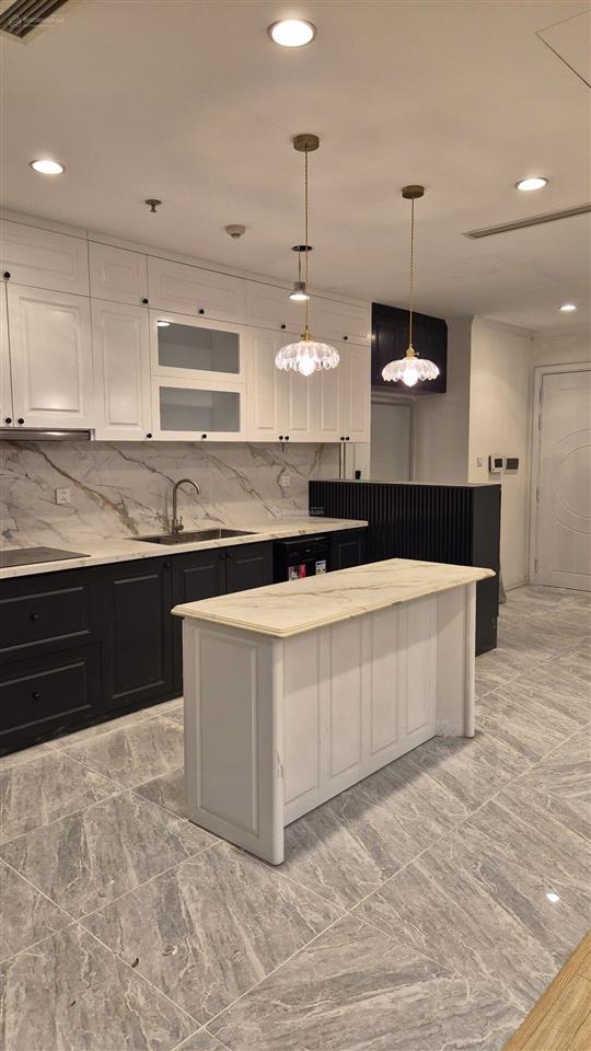 Căn hộ cc cho thuê times city, 30 triệu, 145m2, 4pn, 2wc, ở vĩnh tuy, hai bà trưng, hà nội