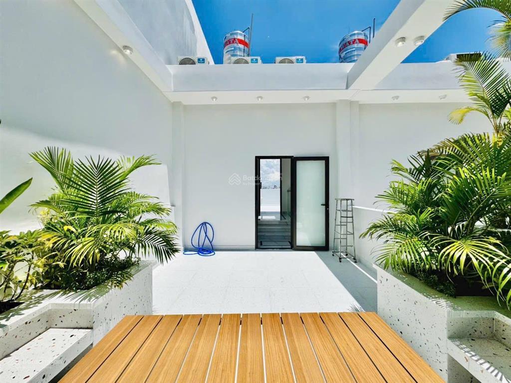 Cho thuê siêu phẩm nhà phố cao cấp full nội thất 64m²  có thang máy