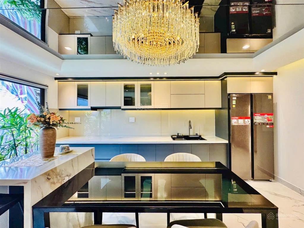 Cho thuê siêu phẩm nhà phố cao cấp full nội thất 64m²  có thang máy