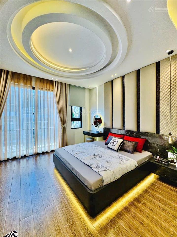 Cho thuê siêu phẩm nhà phố cao cấp full nội thất 64m²  có thang máy