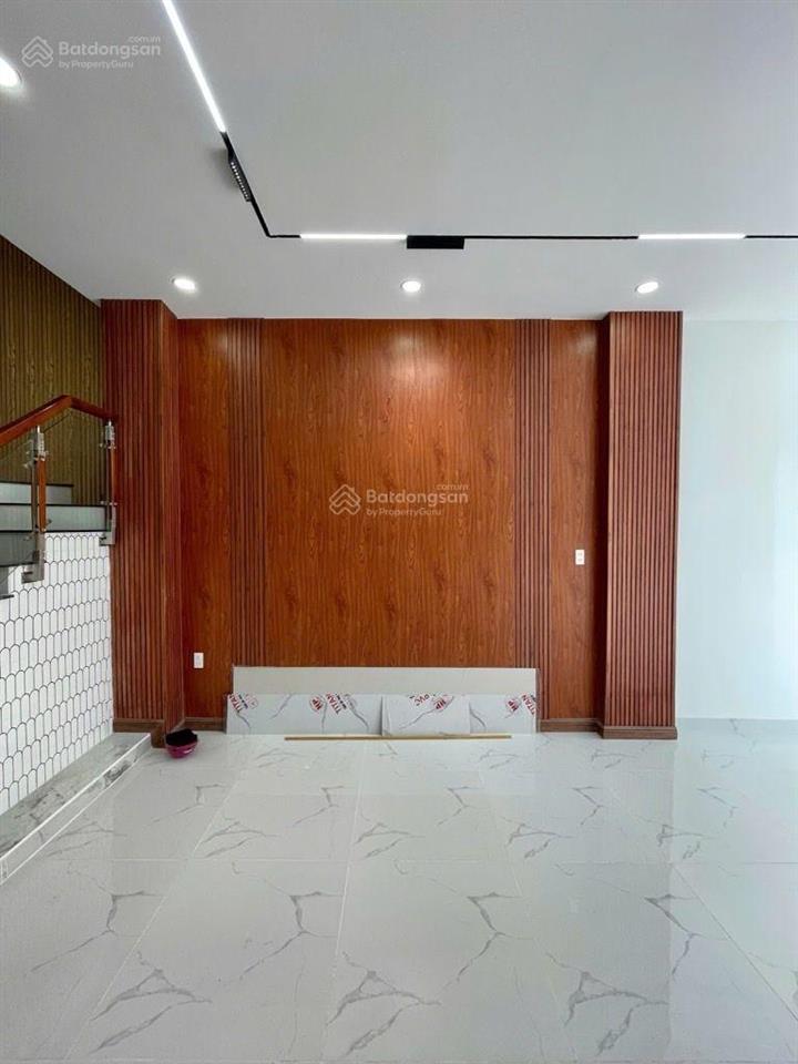 Bán nhà bình trị đông bình tân hẻm xe hơi thông dt 4x16 3 tầng chỉ nhỉnh 6 tỷ nhà đẹp,