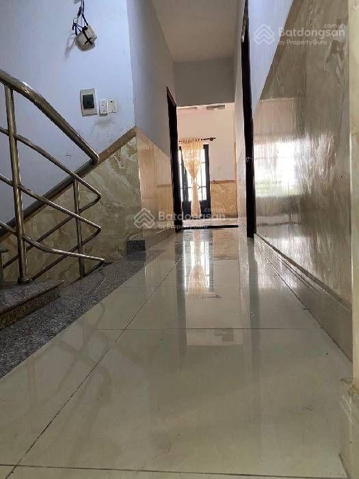 Bán nhà mt ngay vòng xoay an lạc, bình tân dt 9,3x17m, 5 tầng giá chỉ nhỉnh 9 tỷ vị trí vàng