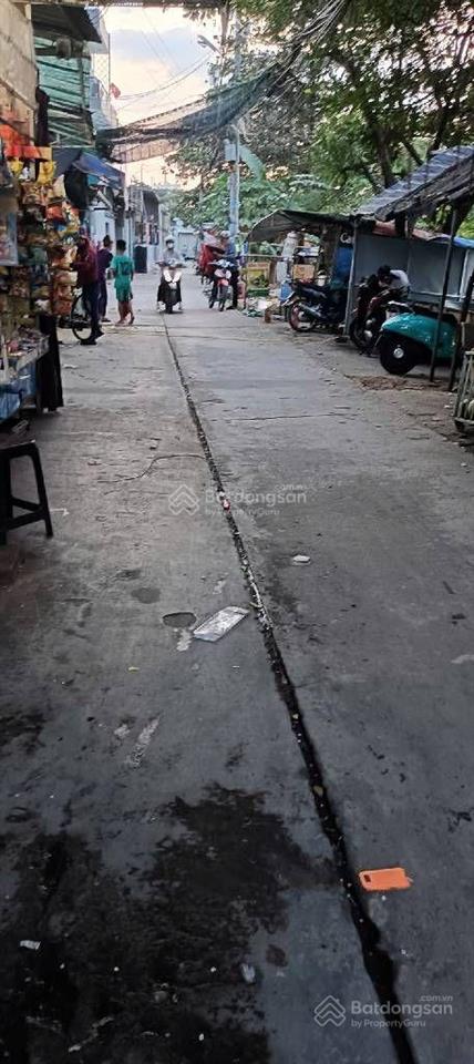 Bán nhà 2mt ngay aeon mall bình tân dt 5x22 2 tầng chỉ 6 tỷ (tl mạnh)