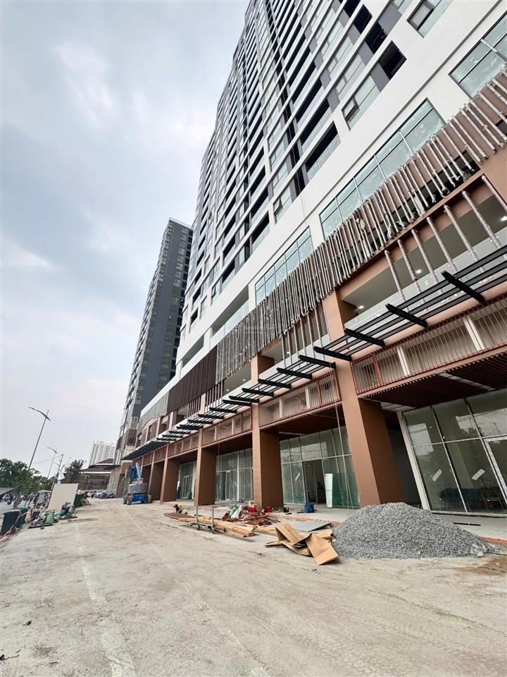 Shophouse daqua. t3/2026 bàn giao. tt 30% nhận shop, ck 11%, vay bank 70%. sổ sở hữu vĩnh viễn