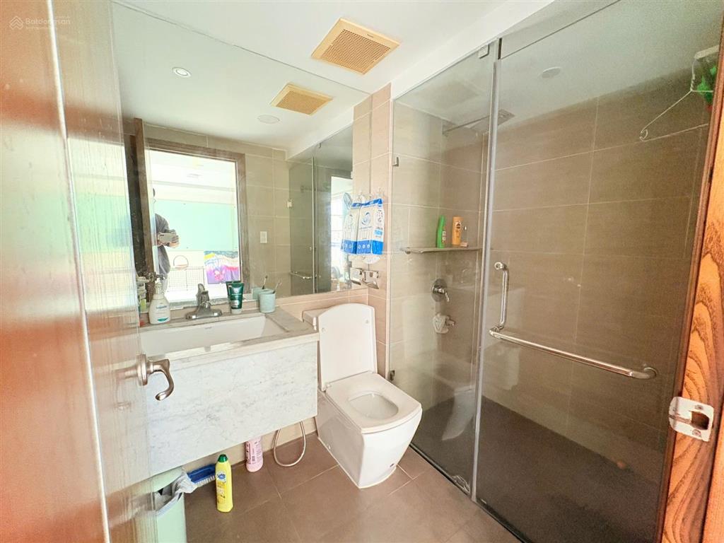 Nhà phố kdc nam long, phú thuận. 1 trệt, 2 lầu. khu sầm uất, đầy đủ tiện ích. giá bán 13 tỷ