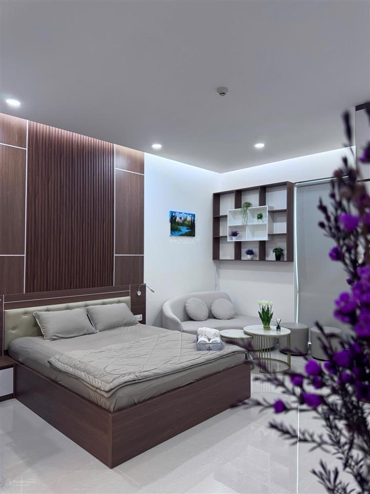 Chuyển nhượng căn hộ golden king, trung tâm phú mỹ hưng. 35m², giá 3,1 tỷ (đang có hđ thuê 10,5tr)