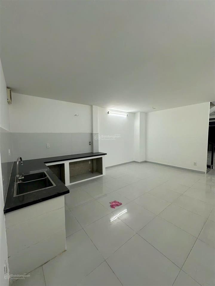 Chuyển nhượng nhà phố kdc tạ thị ngọc thảo, quận 7. 5x16m, trệt 1 lầu. giá 9,8 tỷ. sát phú mỹ hưng.
