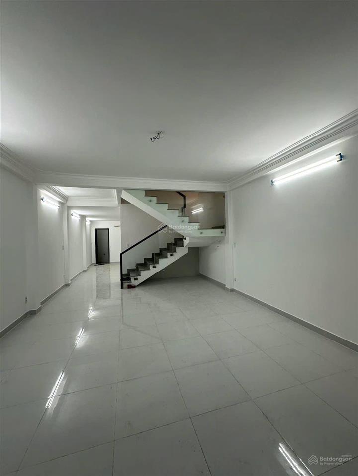 Chuyển nhượng nhà phố kdc tạ thị ngọc thảo, quận 7. 5x16m, trệt 1 lầu. giá 9,8 tỷ. sát phú mỹ hưng.