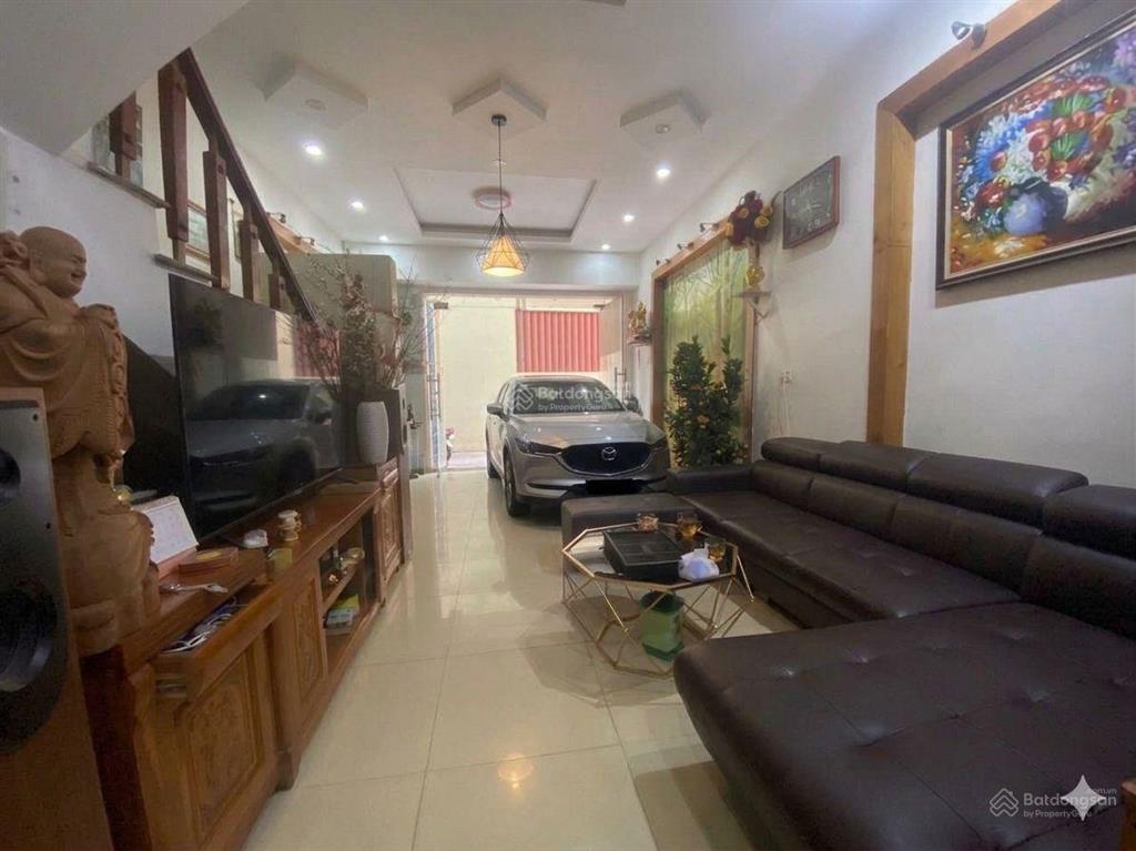 Siêu phẩm cực rẻ  nhà 4 tầng lô góc  quang minh giá hơn 5,5 tỷ