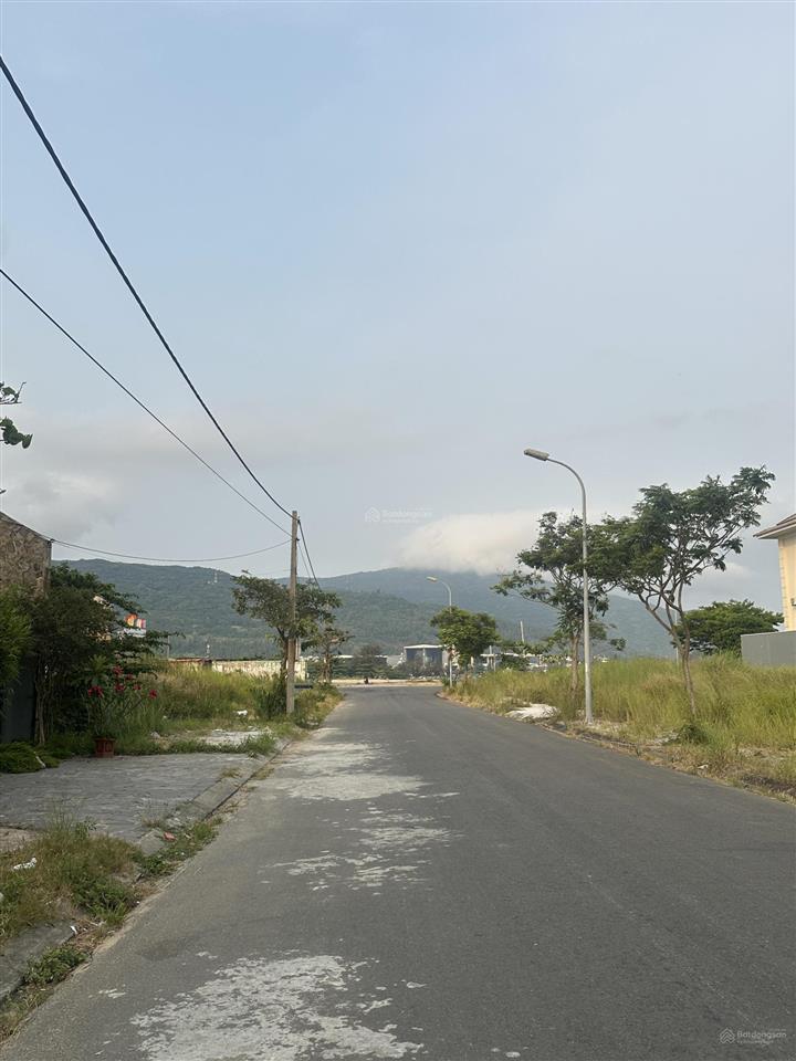 Bán đất sát lô góc 2 mặt tiền view vịnh siêu đẹp khu sea thuận phước