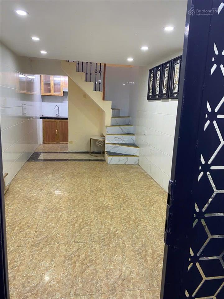 Bán nr 3pn, 3wc, 19.3m2, giá siêu hời 5 tỷ tại khâm thiên, đống đa, hà nội