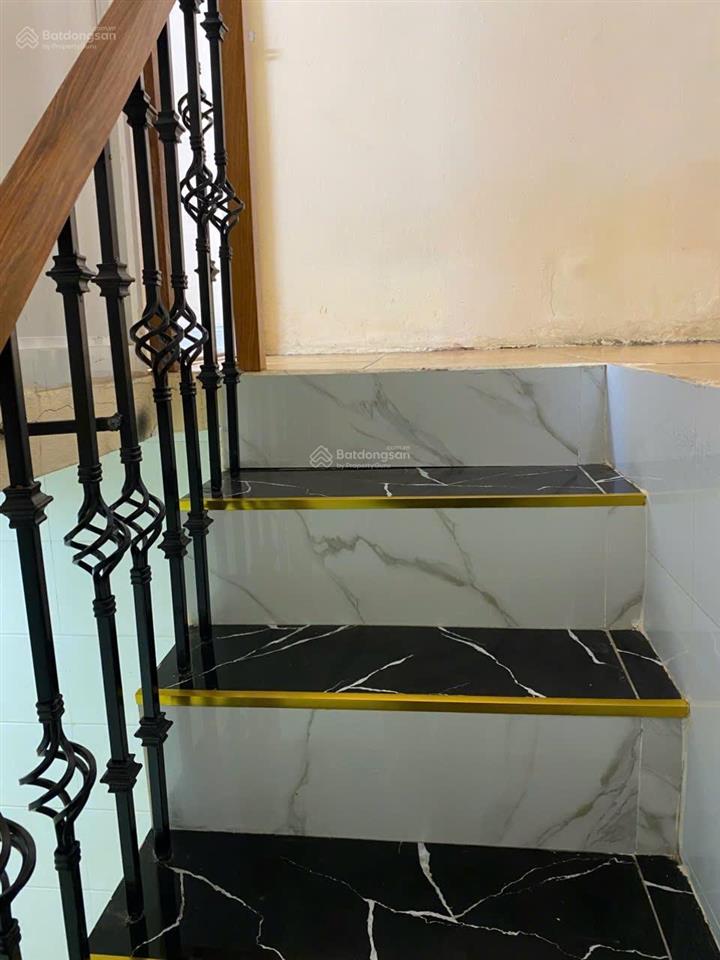 Bán nr 3pn, 3wc, 19.3m2, giá siêu hời 5 tỷ tại khâm thiên, đống đa, hà nội