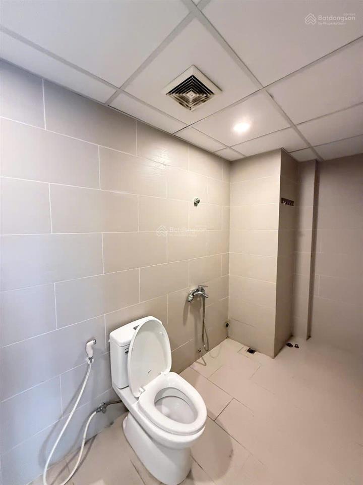 Cho thuê chung cư m2  ban cơ yếu chính phủ, 86m2, 2 phòng ngủ, đồ cơ bản, giá chỉ 14 triệu/tháng
