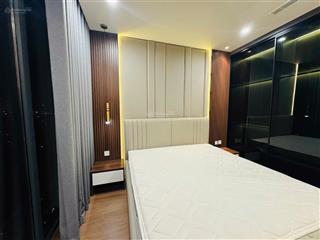 Hot nhà mới bàn giao! cho thuê căn hộ paragon  cầu giấy. 110m2  3 ngủ  đủ đồ đẹp. 18 triệu.