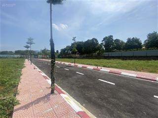 Bán lô đất tđc vai réo  phú cát  diện tích 100m  giá 4,1 tỷ