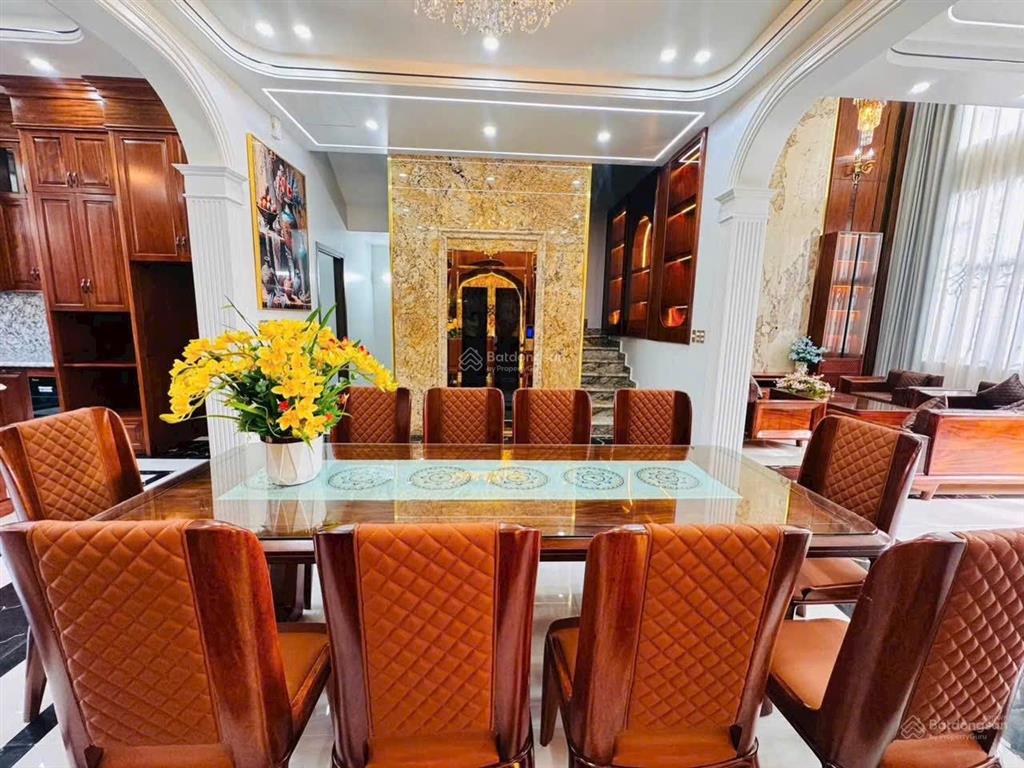 Biệt thự sân vườn 200m không gian sống đẳng cấp giữa lòng thành phố hải phòng