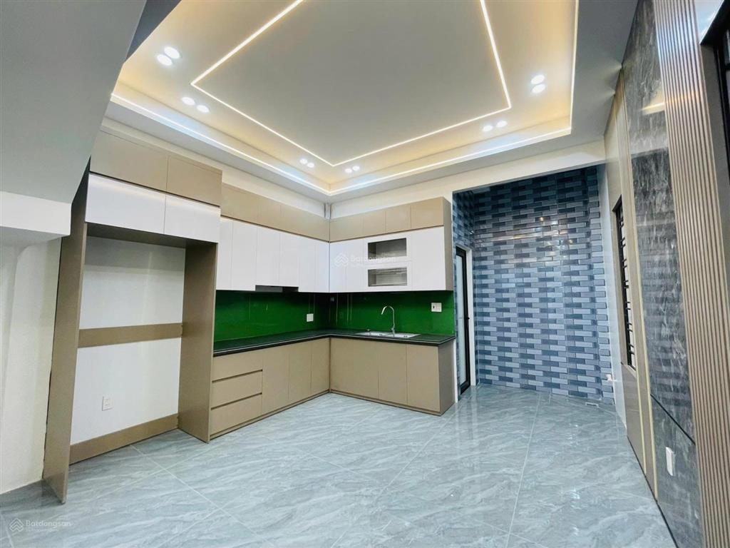 Căn góc 4 tầng độc lập sân cổng  ngõ cực nông văn cú, phường an hải, hp
