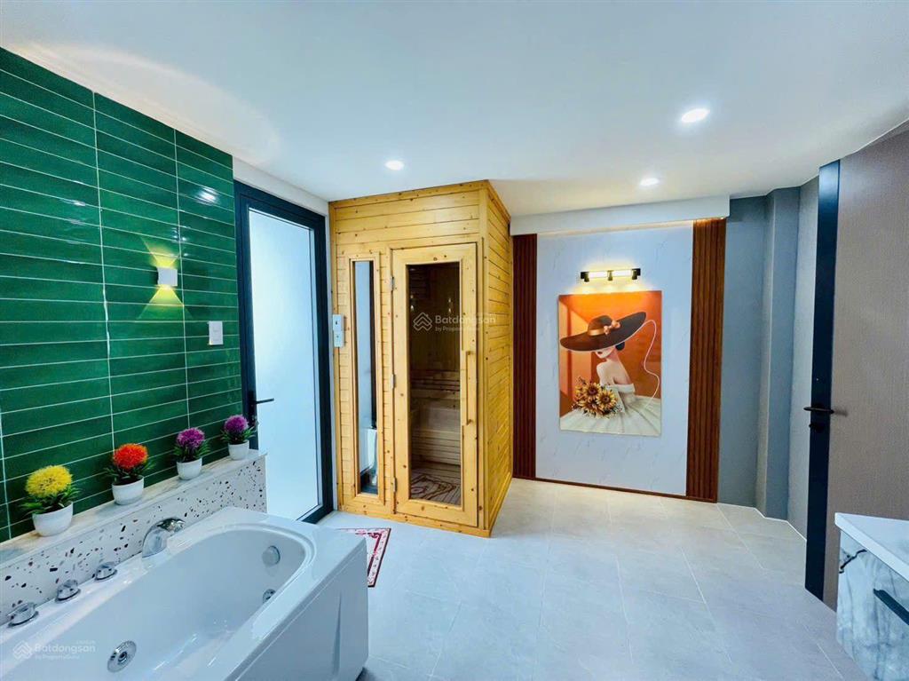 Bán nhà mới xây 6 tầng, đẹp lung linh, có thang máy, tại phan huy ích, 12 tỷ, 8pn, 9wc