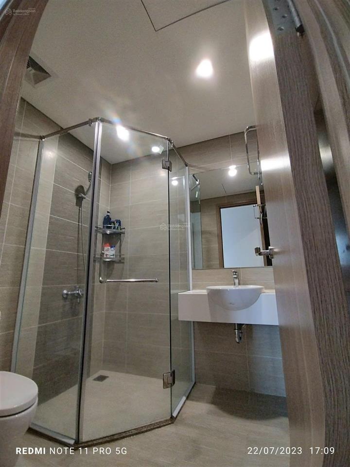 Giá thật chính chủ gửi bán căn hộ 2pn 59m2 tại the origami vinhomes grand park, có dòng tiền luôn