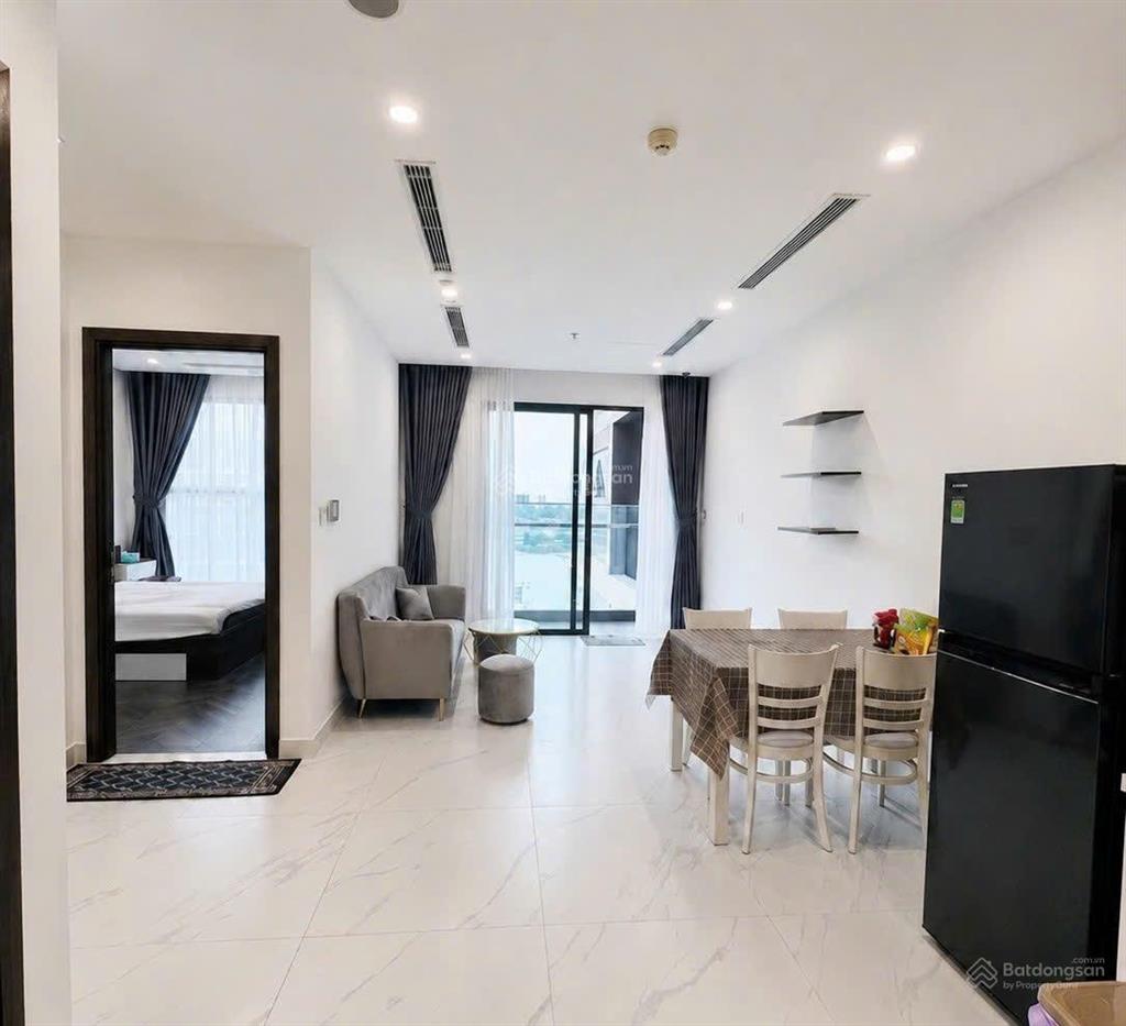 Tôi cần bán nhanh căn 1n+ đủ nội thất đang có dòng tiền thuê tại the beverly vinhomes grand park