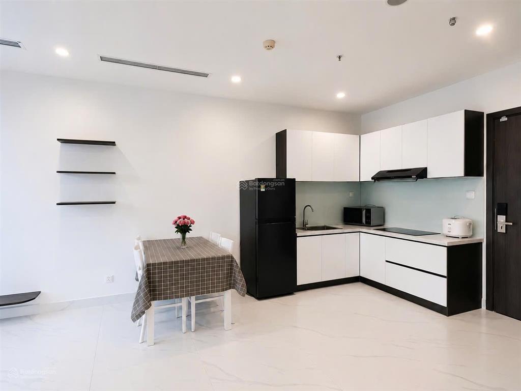 Tôi cần bán nhanh căn 1n+ đủ nội thất đang có dòng tiền thuê tại the beverly vinhomes grand park