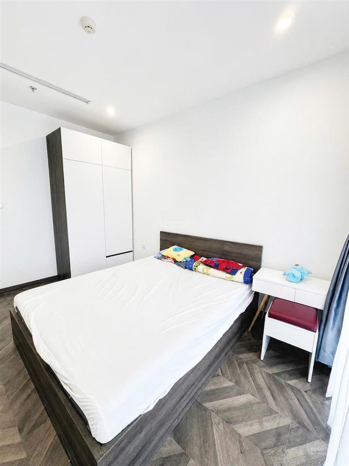 Tôi cần bán nhanh căn 1n+ đủ nội thất đang có dòng tiền thuê tại the beverly vinhomes grand park