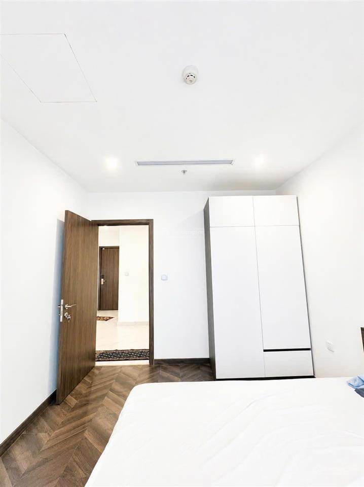 Tôi cần bán nhanh căn 1n+ đủ nội thất đang có dòng tiền thuê tại the beverly vinhomes grand park