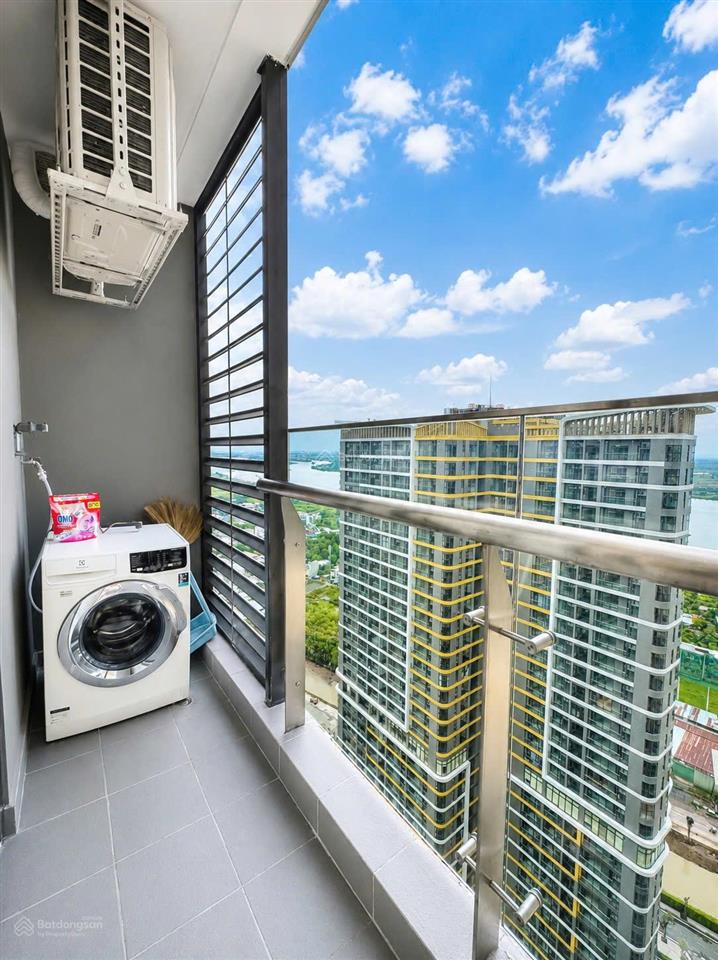 Tôi cần bán nhanh căn 1n+ đủ nội thất đang có dòng tiền thuê tại the beverly vinhomes grand park