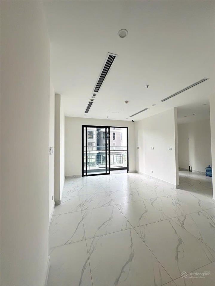 Cần tiền bán nhanh căn góc bo cong 2pn chỉ 66tr/m2 tại beverly vinhomes grand park