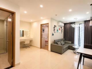 Gia đình chuyển công tác nên cần bán lại căn 1n+ đang ở rất giữ gìn tại rainbow vinhomes grand park