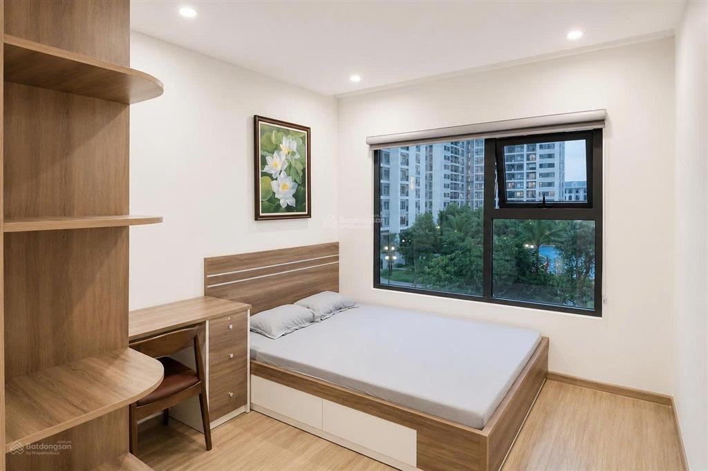 Gia đình tôi cần bán lại căn 1pn+ tại vinhomes grand park do không còn sử dụng thường xuyên.