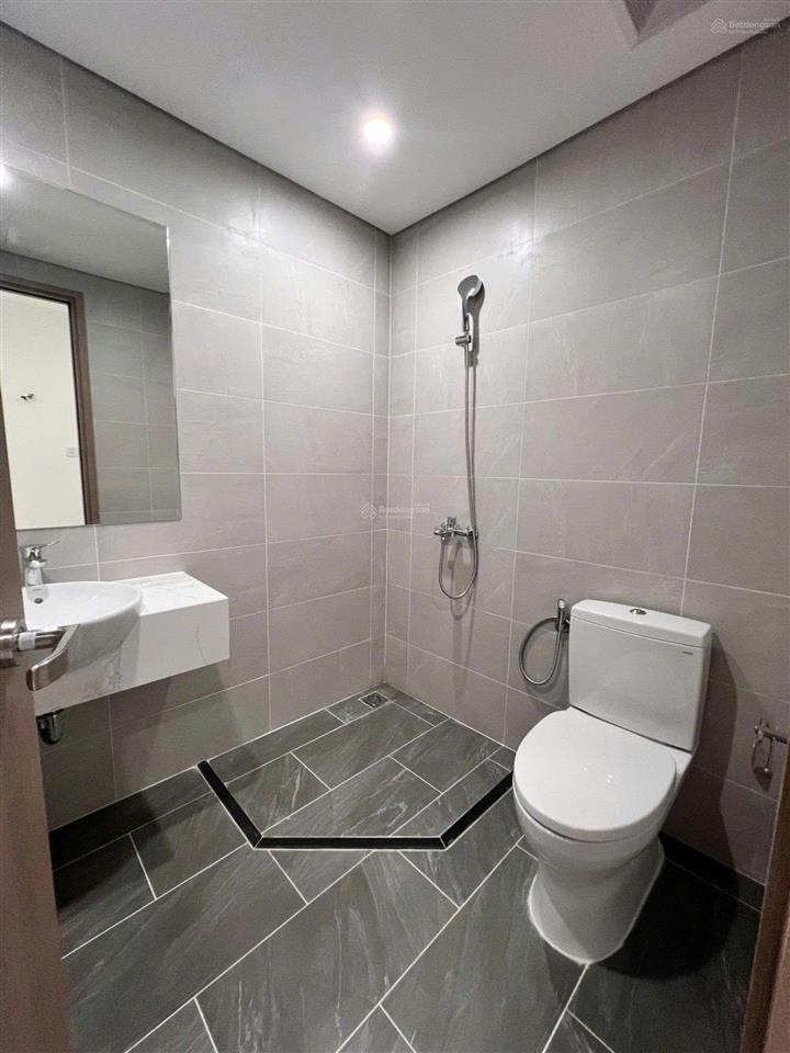 Cắt lỗ hơn trăm triệu căn 2pn+ diện tích lớn tại beverly solari vinhomes grand park  full nội thất