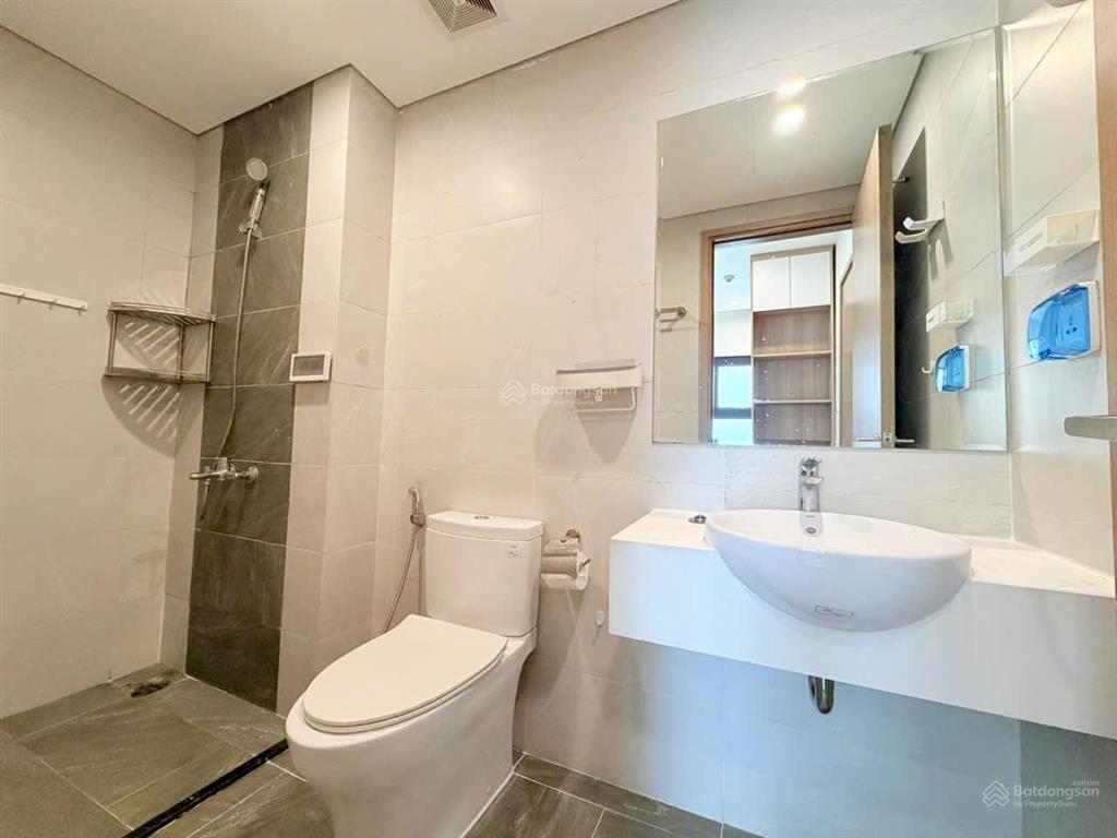 Quỹ hàng 2pn chủ cắt lỗ gần 400tr  chỉ từ 57tr/m2 đã bao phí tại vinhomes ocean park  đủ nội thất