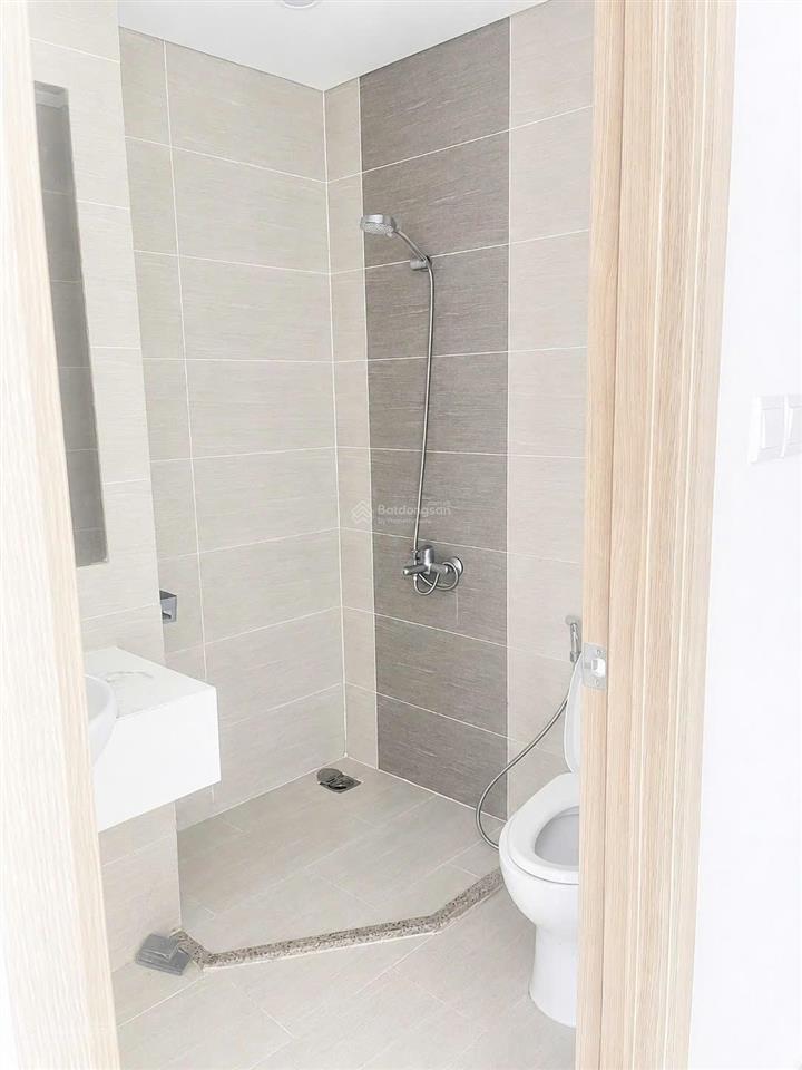 Cắt lỗ mạnh! studio chỉ 1,665 tỷ full phí tại origami vinhomes grand park có sẵn khách thuê