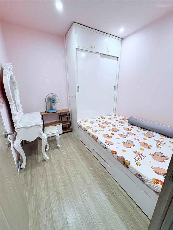Cắt lỗ 200triệu  căn 2pn chỉ 45tr/m2 full đồ, sẵn sổ không vay tại vinhomes grand park
