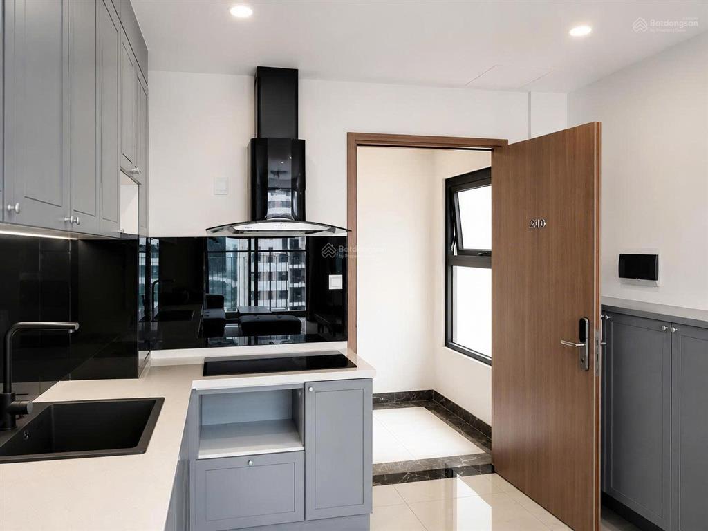 Hàng hiếm! 3pn 81m2 view sông siêu mát, sổ hồng sẵn tại vinhomes grand park  sẵn dòng tiền