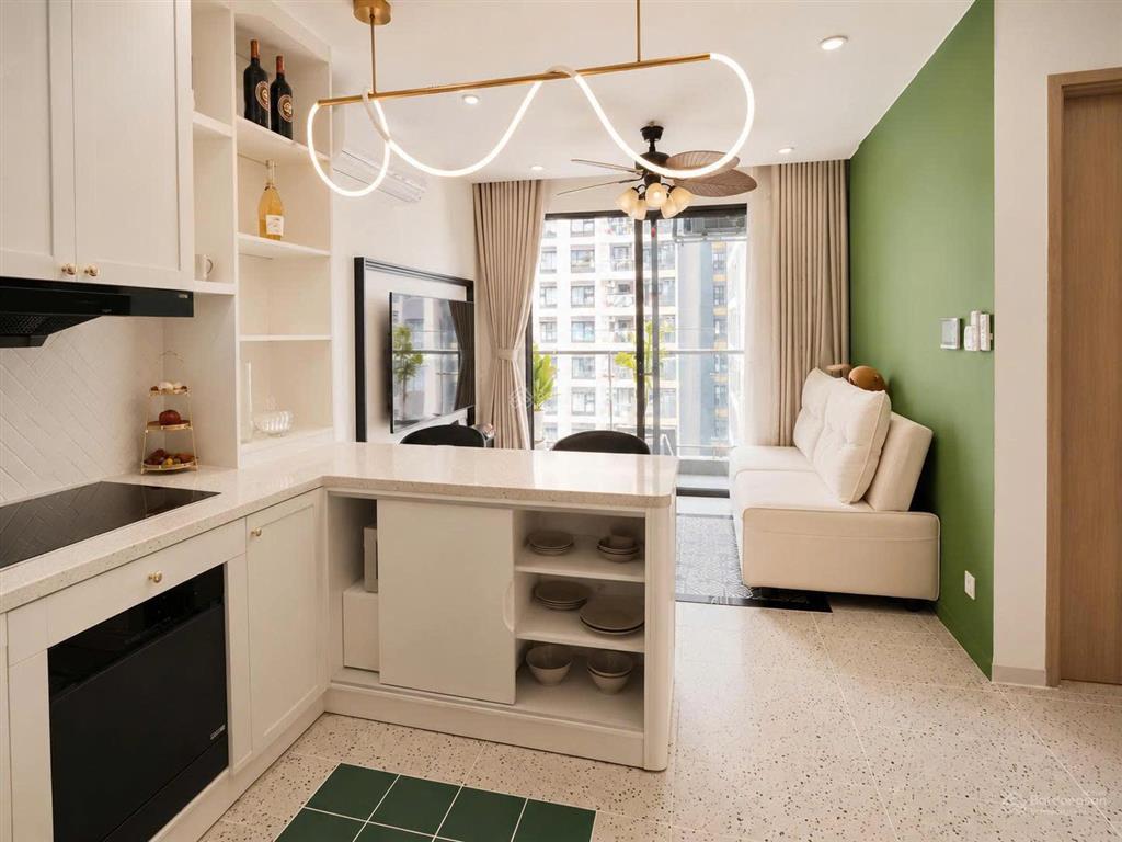 Chủ cắt lỗ căn 1pn+ full nội thất cao cấp, đang thuê 10.3tr/tháng tại vinhomes grand park  bao phí