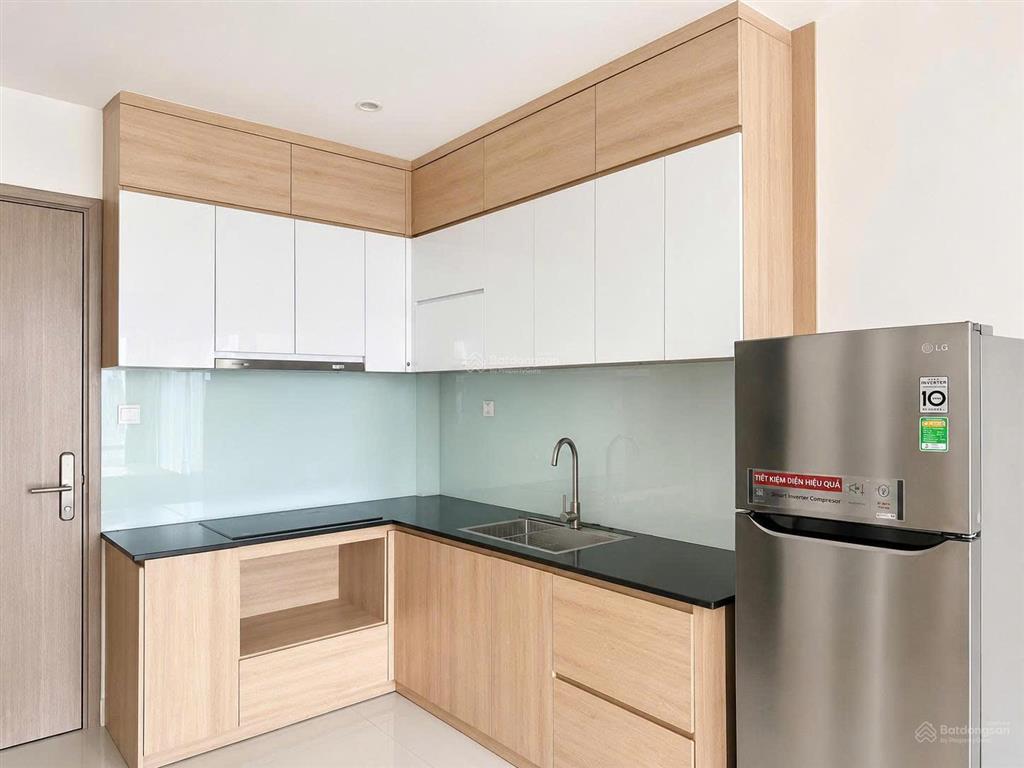 Săn hàng hiếm! 2pn dt lớn giá chỉ 3 tỷ  có ban công phòng ngủ tại the origami vinhomes grand park