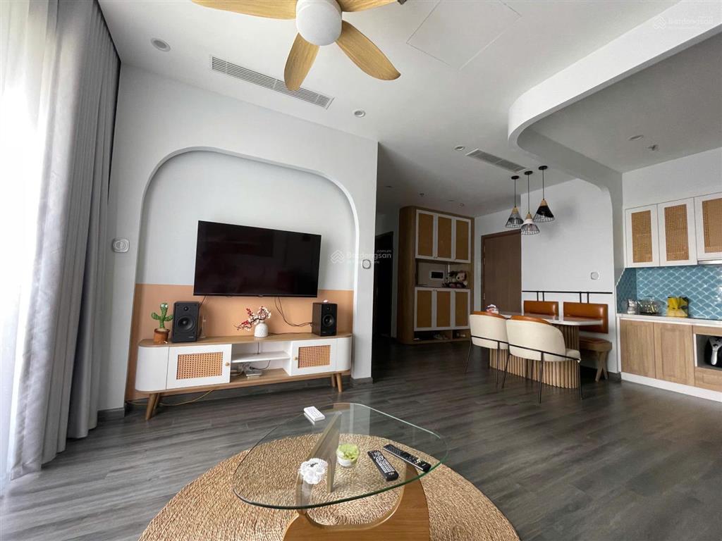 Quỹ hàng 2pn chủ cắt lỗ gần 400tr  chỉ 3.25 tỉ đã bao phí tại vinhomes ocean park  đủ nội thất