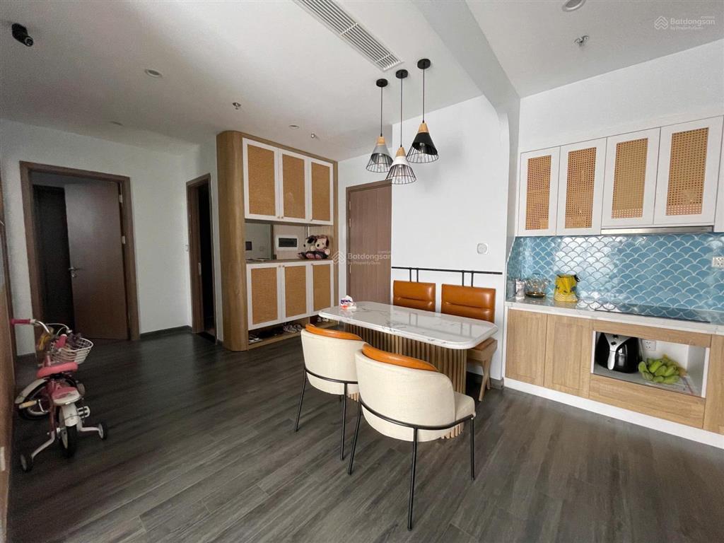Quỹ hàng 2pn chủ cắt lỗ gần 400tr  chỉ 3.25 tỉ đã bao phí tại vinhomes ocean park  đủ nội thất