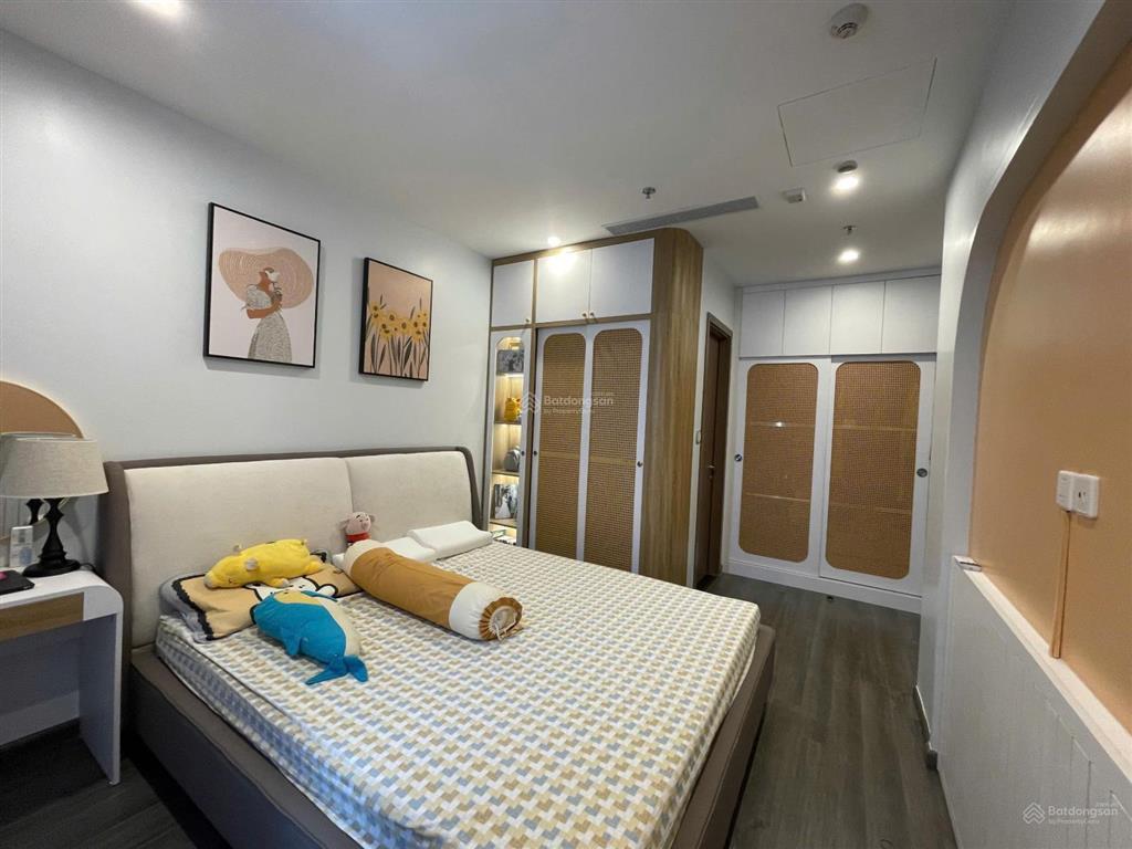 Quỹ hàng 2pn chủ cắt lỗ gần 400tr  chỉ 3.25 tỉ đã bao phí tại vinhomes ocean park  đủ nội thất