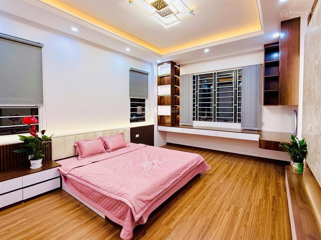Nhà đẹp hồ hạ đình, dân xây chắc chắn, 60m2 5 tầng, ô tô đỗ cửa, ngõ thông kinh doanh
