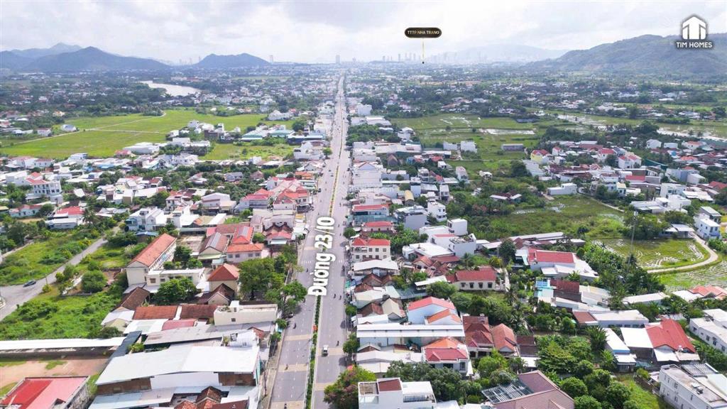 Siêu phẩm đất mặt tiền 23/10 diên an  trục đường huyết mạch vào trung tâm nha trang