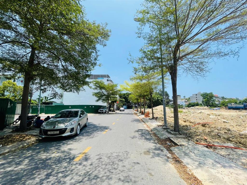 Lô góc hà quang 2 đối diện công viên | 75triệu/m2