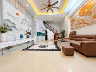 Nhà định công 34m 4 tầng 3pn gần ô tô chánh giá tốt sổ đẹp