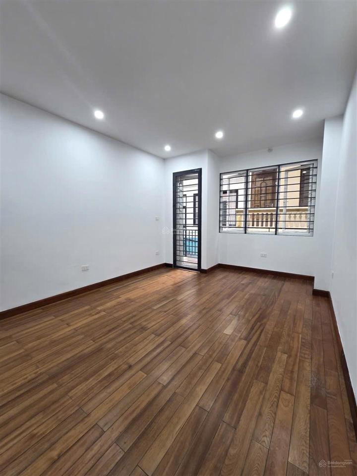 Bán nhà phố lê trọng tấn 57m2 4t 4pn ôtô vào nhà có ô chờ thang máy vị trí đẹp vài bước ra mặt phố