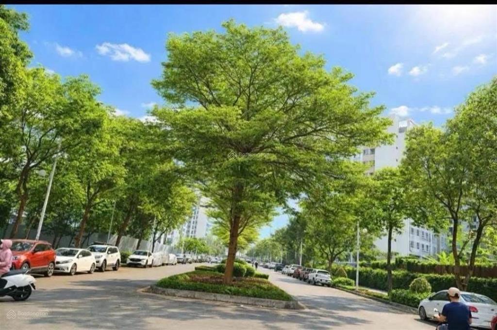 Bán căn hộ chung cư 55m 2pn 2vc thuộc kđt hồng hà eco city tứ hiệp yên sở cạnh viện nội tiết