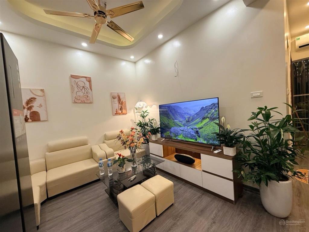 Bán căn hộ chung cư 55m 2pn 2vc thuộc kđt hồng hà eco city tứ hiệp yên sở cạnh viện nội tiết