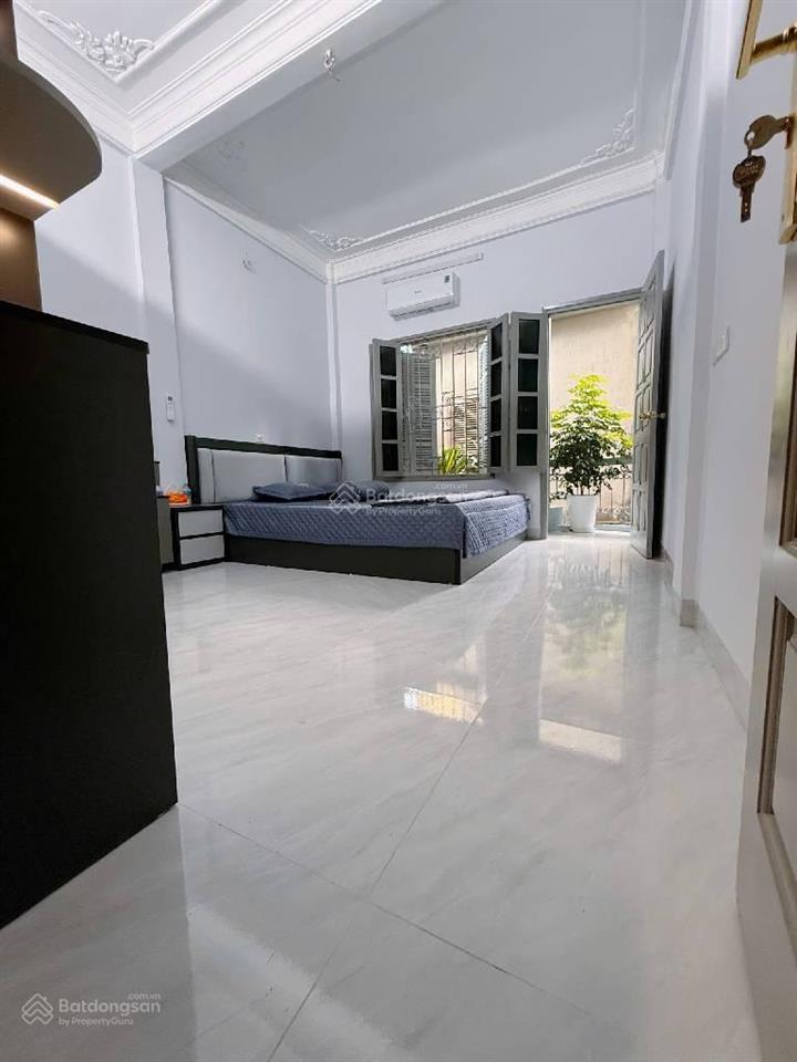 Bán nhà phố kim đồng 52m 5 tầng 6pn thang máy ở và kinh doanh ổn định vị trí đẹp vài bước ra hồ kim