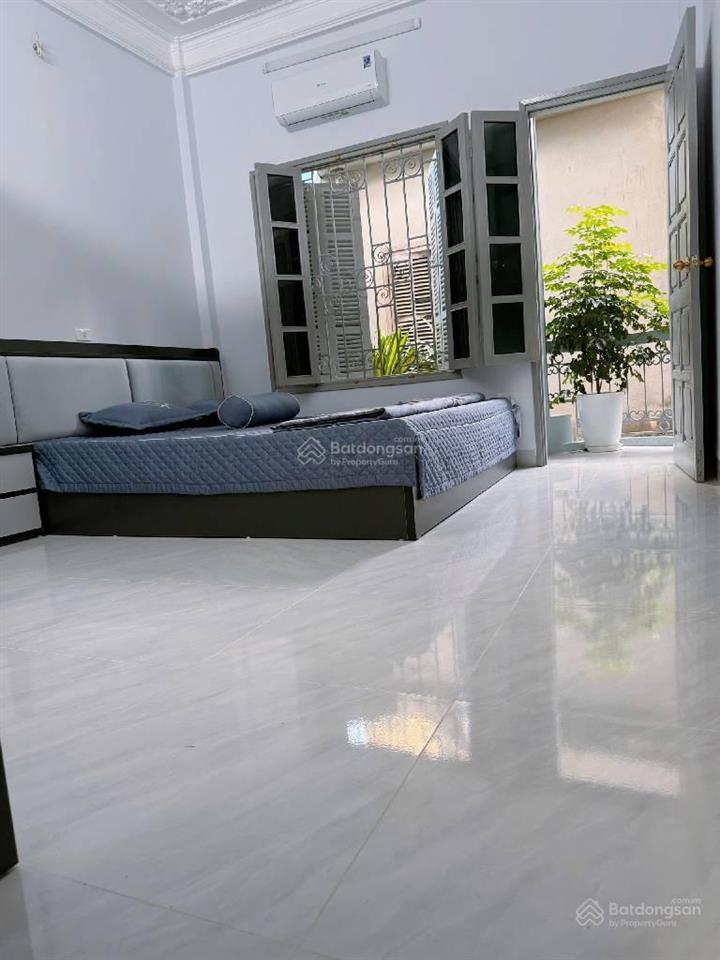Bán nhà phố kim đồng 52m 5 tầng 6pn thang máy ở và kinh doanh ổn định vị trí đẹp vài bước ra hồ kim